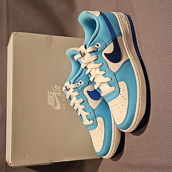 nike air force lv8 blue
